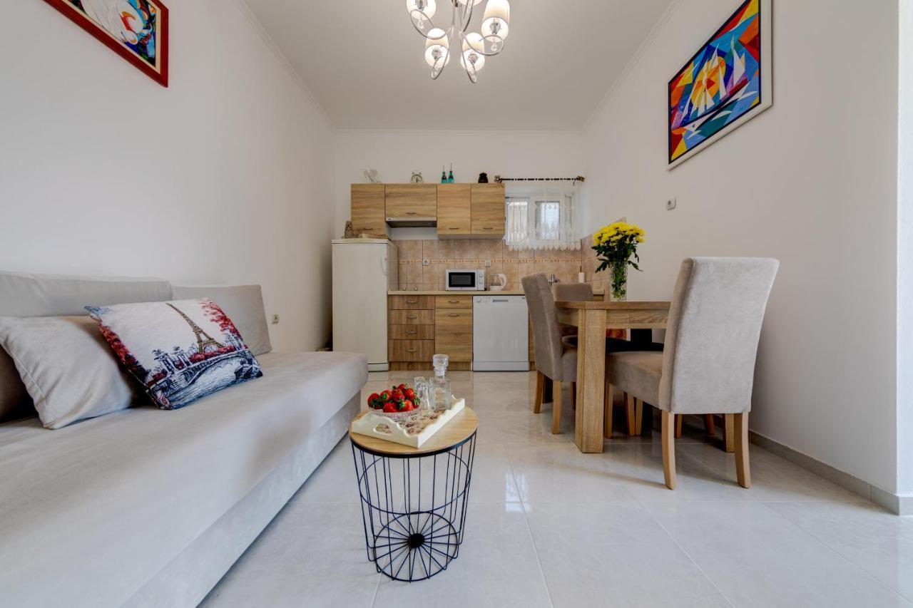 Sunny Nest Apartments コトル エクステリア 写真