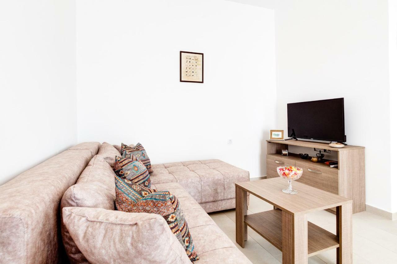 Sunny Nest Apartments コトル エクステリア 写真